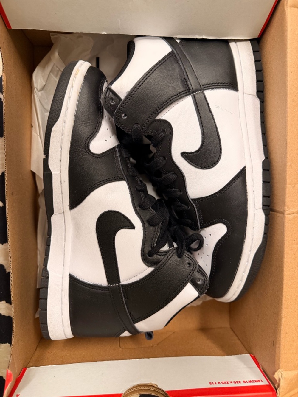 Womens NIKE DUNK HIGH pandas